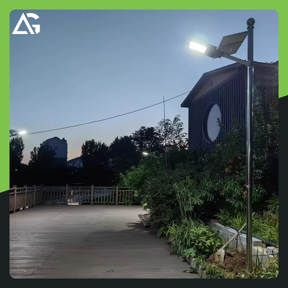 Lampa solarna LED z pilotem i czujnikiem ruchu do ogrodu 1000W - obrazek 4