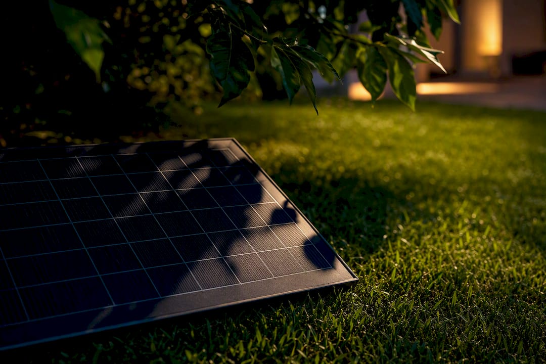 Panel solarny częściowo zacieniony