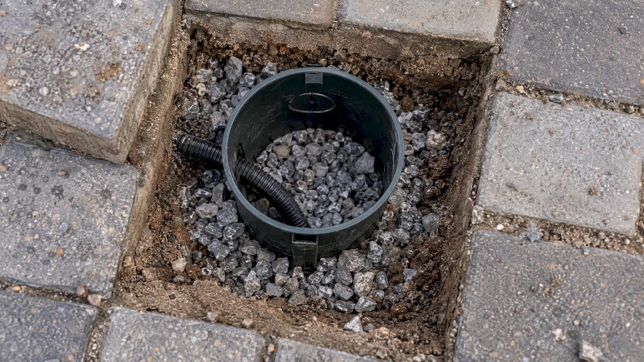 Kruszywo drenażowe pod puszką montażową